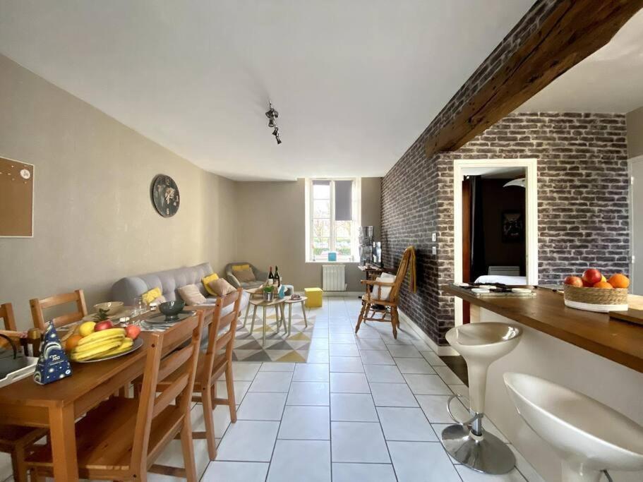 Logis Du Parc By Melrose Apartamento Bayeux Exterior foto