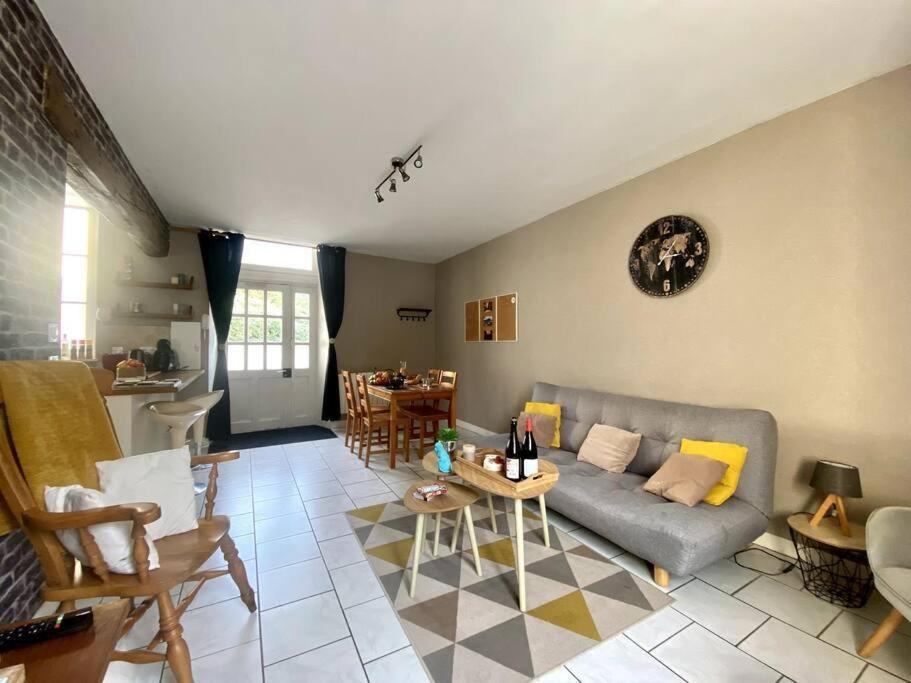 Logis Du Parc By Melrose Apartamento Bayeux Exterior foto