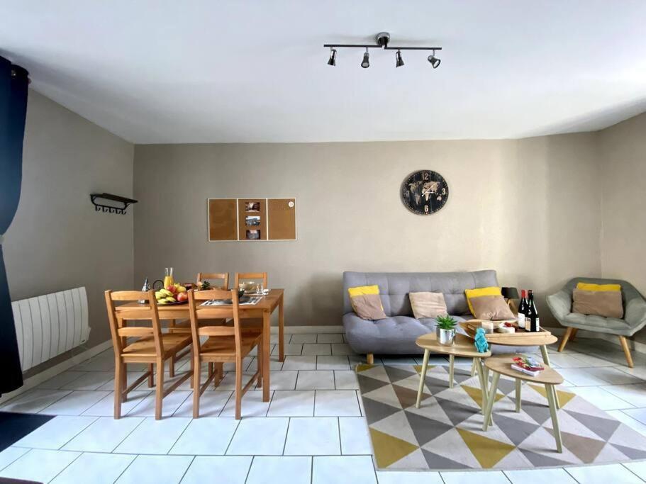 Logis Du Parc By Melrose Apartamento Bayeux Exterior foto